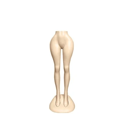 Kaki manekin wanita
